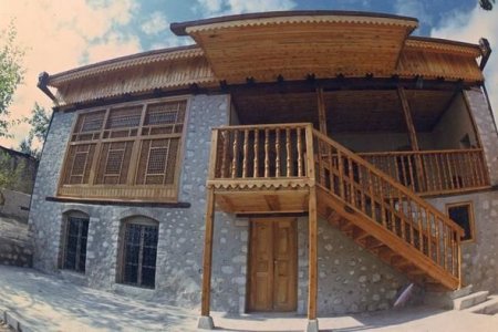 Şuşa işğaldan əvvəl və sonra