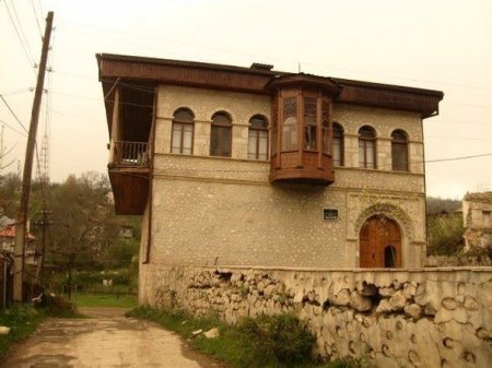 Şuşa işğaldan əvvəl və sonra