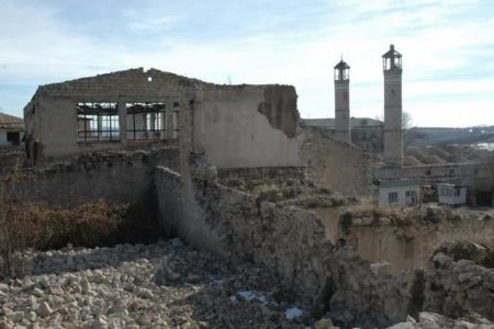 Şuşa işğaldan əvvəl və sonra