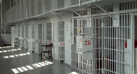 Qalmaqallı azərbaycanlı biznesmen həbsdən buraxıldı