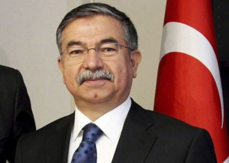 Türkiyənin müdafiə naziri Azərbaycana danışıqlara gəlib