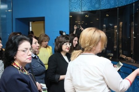 Xalça Muzeyində “Zərgərlik inciləri” ekspozisiyasının təqdimatı