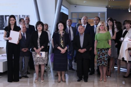 Xalça Muzeyində “Zərgərlik inciləri” ekspozisiyasının təqdimatı