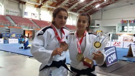 Avropa kubokunda ilk gün: 3 qızıl və 4 bürünc medal