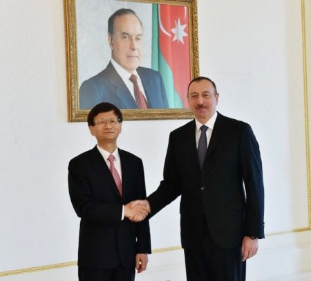 ​İlham Əliyev Çin sədrinin xüsusi nümayəndəsini qəbul edib