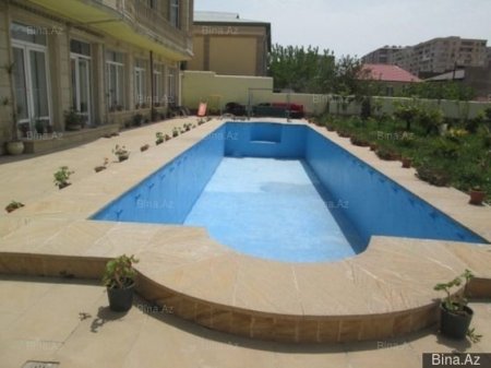 Bakıda 40 otaqlı villa kirayə verilir