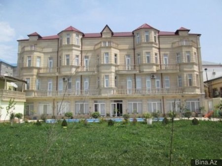 Bakıda 40 otaqlı villa kirayə verilir