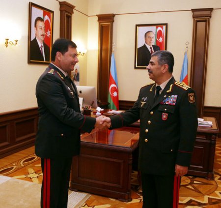 Zakir Həsənov Nəcməddin Sadıkovu təbrik etdi