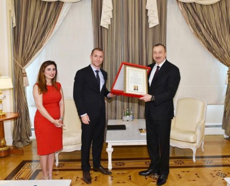 Prezident İlham Əliyevə 
