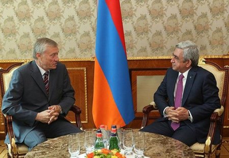 “Putin NATO-su”nun baş katibi Sarkisyan ilə danışıqlarda