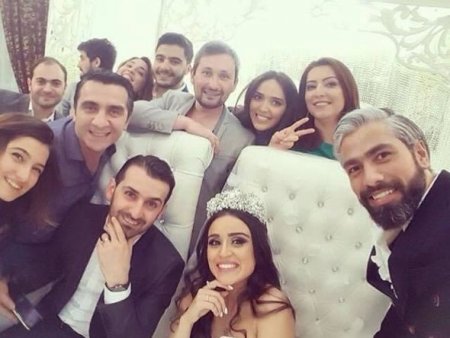 Azərbaycanlı müğənninin toyu oldu