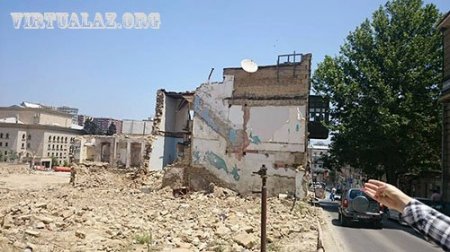 Bakının buldozerlərlə silinən tarixi