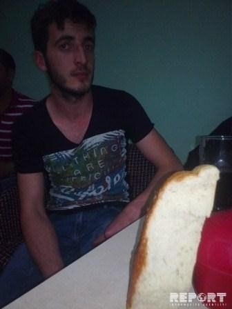 Qubada çörəyin içindən iynə çıxdı Qubada çörəyin içindən iynə çıxdı