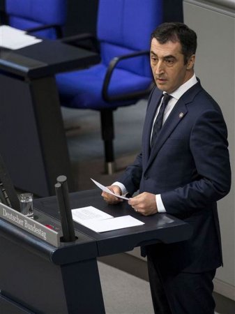 Almaniyanın “erməni soyqırımı”nı tanımaq qərarı kimə qarşı yönəlib – Türkiyəyə, yoxsa Azərbaycana? Almaniyanın “erməni soyqırımı”nı tanımaq qərarı kimə qarşı yönəlib – Türkiyəyə, yoxsa Azərbaycana?