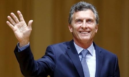 Prezident xəstəxanaya yerləşdirildi