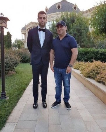 İvan Urqant Bakıda toyda