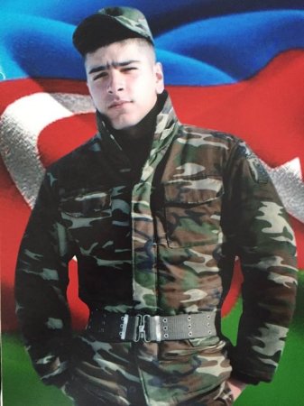 “Torpaqlarımız alınanadək ağlayacağam”: 23 yaşlı Məcidin hekayəsi - SUMQAYITDAN REPORTAJ