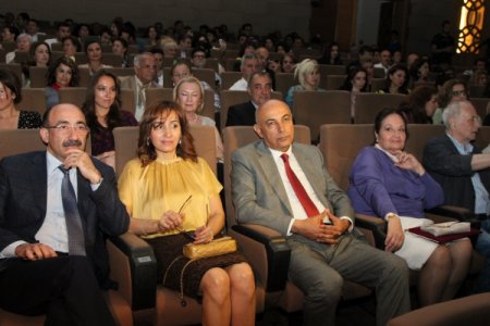 Tanınmış ssenarist və kinorejissor Ramiz Fətəliyevin yubileyi qeyd olundu
