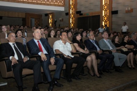 Tanınmış ssenarist və kinorejissor Ramiz Fətəliyevin yubileyi qeyd olundu