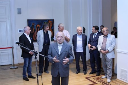 Görkəmli rəssam Baba Əliyevin 100 illiyinə həsr olunmuş sərgi açılıb