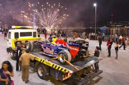 “Formula-1” yarışlarına 5 min dollarlıq biletləri kim alıb?