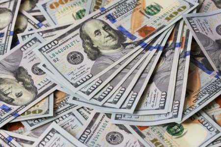 Bakıda vətəndaşa qarşı 200 min dollarlıq