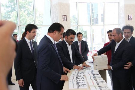 Azərbaycanın ən böyük kitab mağazası Gəncədə fəaliyyətə başladı