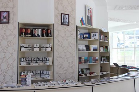 Azərbaycanın ən böyük kitab mağazası Gəncədə fəaliyyətə başladı