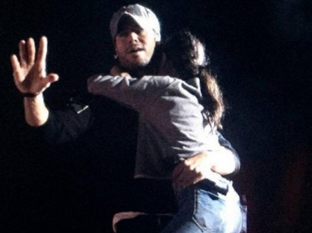 Enrikenin qucağına tullanan 14 yaşlı qız danışdı: 