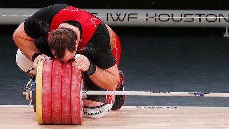 Ağırlıqqaldıranlarımız iki Olimpiya lisenziyasından məhrum edildi