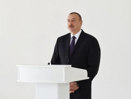 Prezident: Aprel döyüşləri tarixi qələbə idi