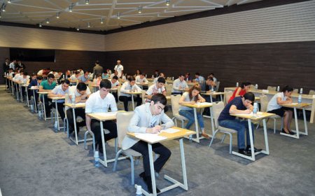 Azərbaycanda sonuncu buraxılış imtahanı keçirilir
