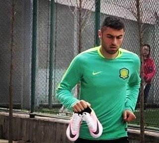 Burak Ylmazı Çində döydülər