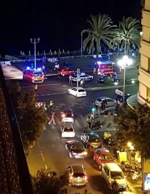 Nitsada terror aktı: 80-dən çox ölən var Nitsada terror aktı: 80-dən çox ölən var