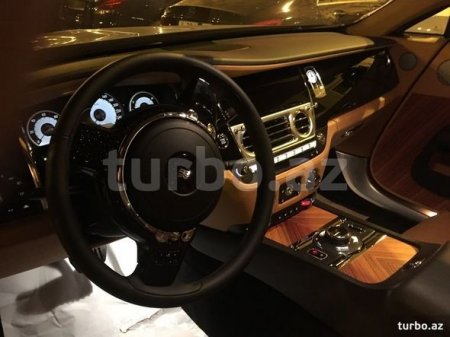 Azərbaycanda satışa çıxarılmış ən bahalı avtomobil