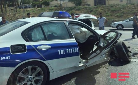 Bakıda DYP avtomobili minik avtomobili ilə toqquşub