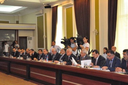 Bakı-Tbilisi-Qars dəmiryolu layihəsinin Əlaqələndirmə Şurasının 25-ci iclası keçirilib