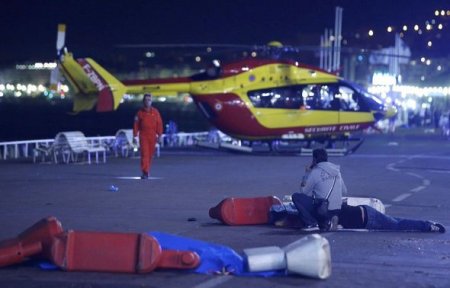 Nitsada terror aktı: 80-dən çox ölən var