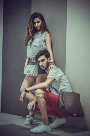 Gənc modeldən yeni fotosessiya