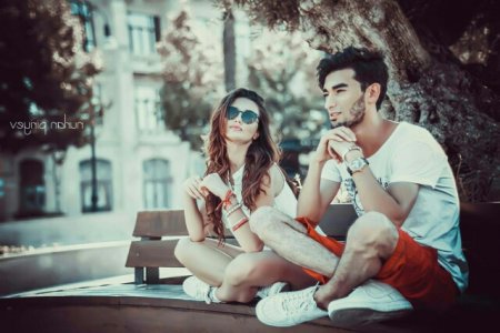Gənc modeldən yeni fotosessiya
