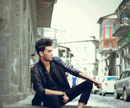 Gənc modeldən yeni fotosessiya