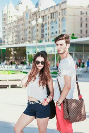 Gənc modeldən yeni fotosessiya
