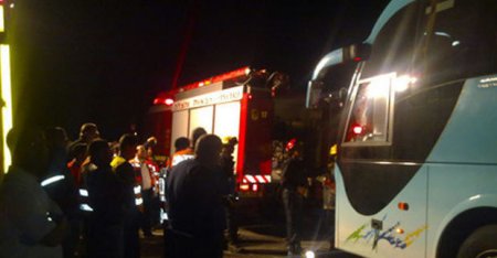 İranda turist avtobusu aşıb: Ölənlər var