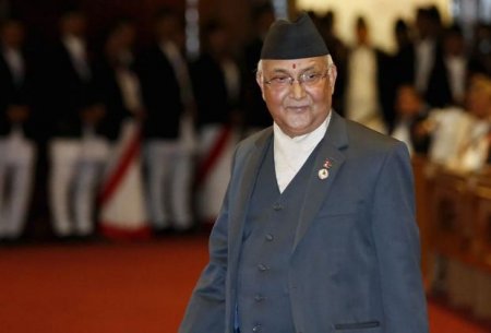 Nepalın baş naziri parlamentdə etimad səsverməsindən əvvəl istefa verib
