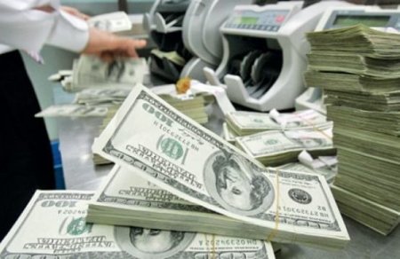 Neft Fondu banklara 50 milyon dollar satdı