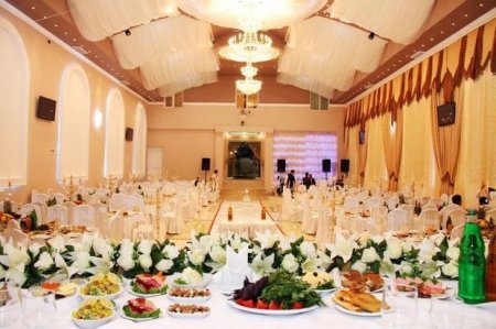 Bakıda geylərin toyu olduğu deyilən şadlıq sarayından maraqlı