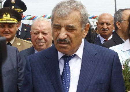 İcra başçısıyla şəhid ailələri arasında növbəti qalmaqal - “Mən problem həll edənəm?”