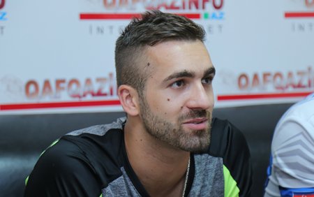 "Nazirin ayırdığı pul bizə 8 adamdan keçib gəlir" -  Kişi voleybolunun acınacaqlı durumu
