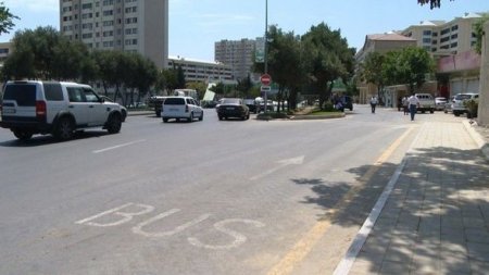 Azadlıq prospektində nəqliyyatın hərəkətində dəyişikliklər edilib