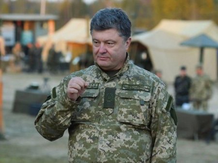 Poroşenko qoşunu döyüş hazırlığına gətirdi
